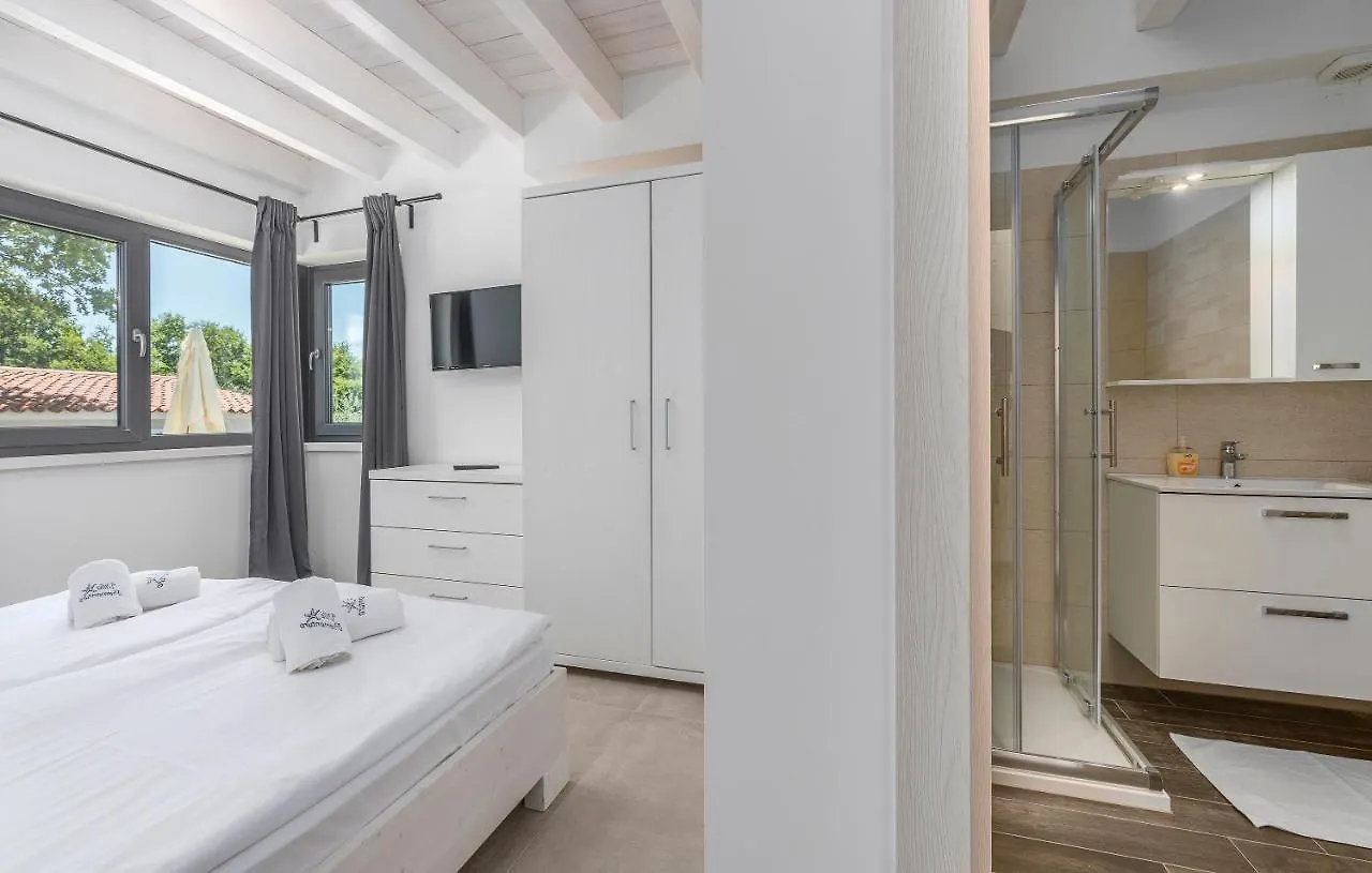 Villa Luna Pomer Croatia